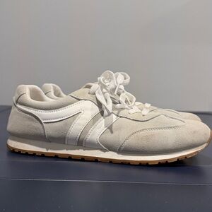 SHEIN Womens Simple Sneakers Casual Lace Up- Size 8.5